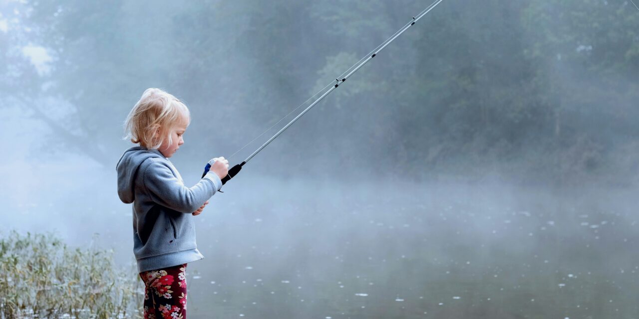 🎣 10 Helpful Tips for Taking Kids Fishing